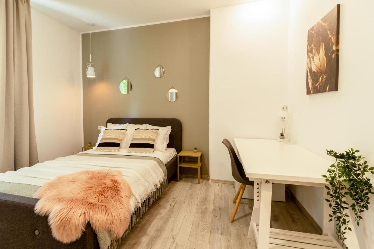 Ideal Stay: Spacious 2Br Apt Near Calea Victoriei Bucarest Extérieur photo