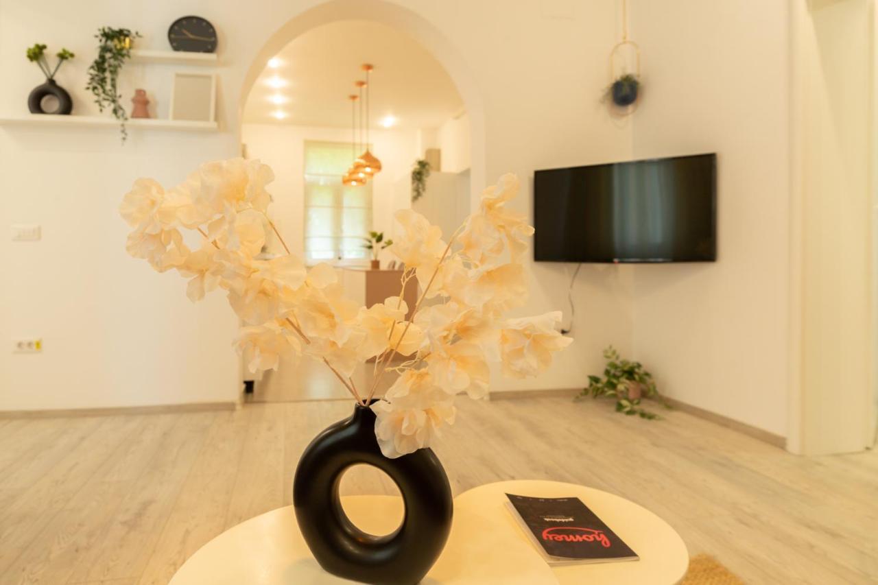 Ideal Stay: Spacious 2Br Apt Near Calea Victoriei Bucarest Extérieur photo